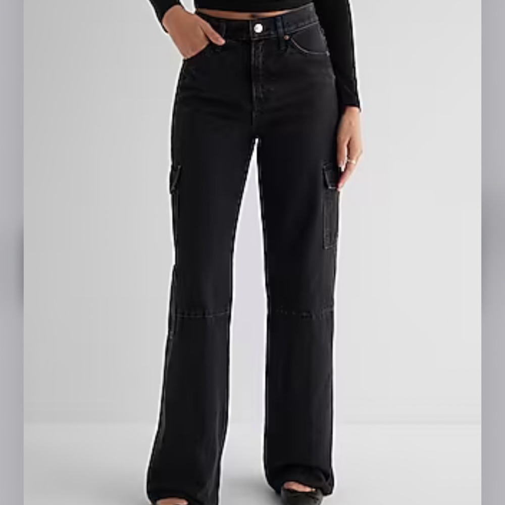 Leg Cargo Jeans